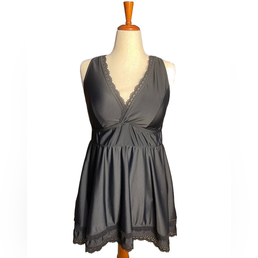 Torrid Swim Size 2